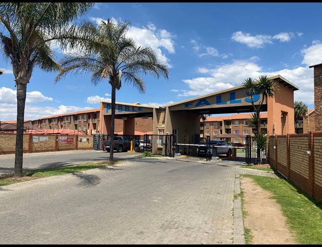 2 BEDROOM SECTIONAL TITLE FOR SALE IN COMET